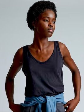 Everlane The Air Cami Tank Size Small in Black 100% Cotton